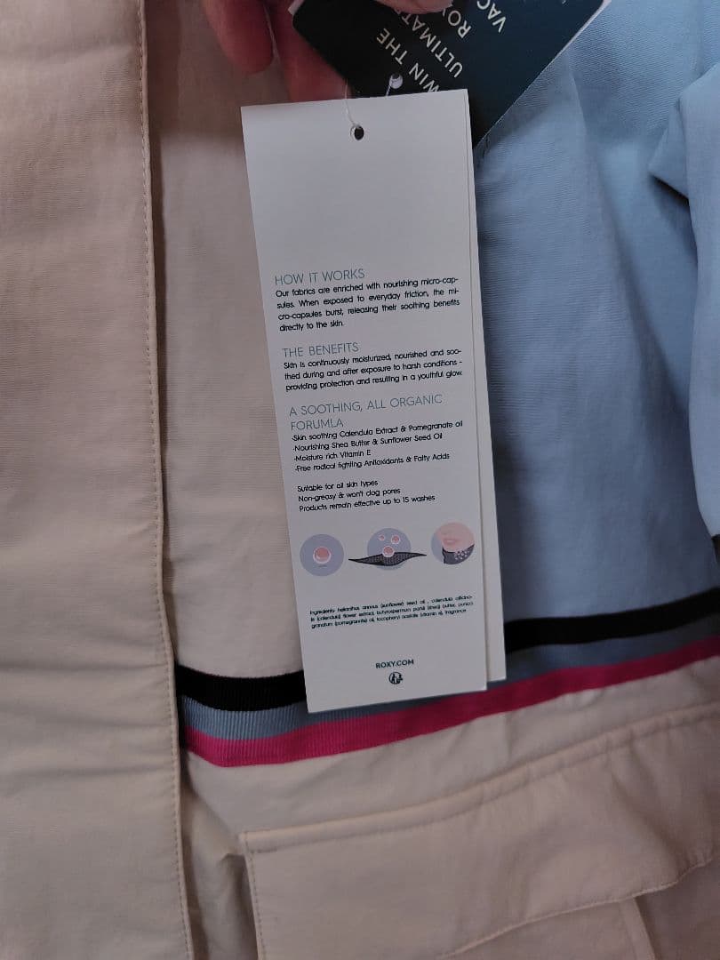 【新品未使用】スノボウェア roxy