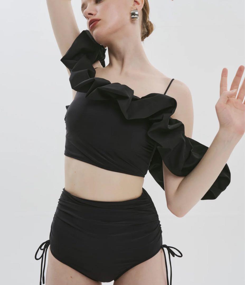 THE TOE/ERIE FRILLS SWIMWEAR 水着 上下セット - メルカリ