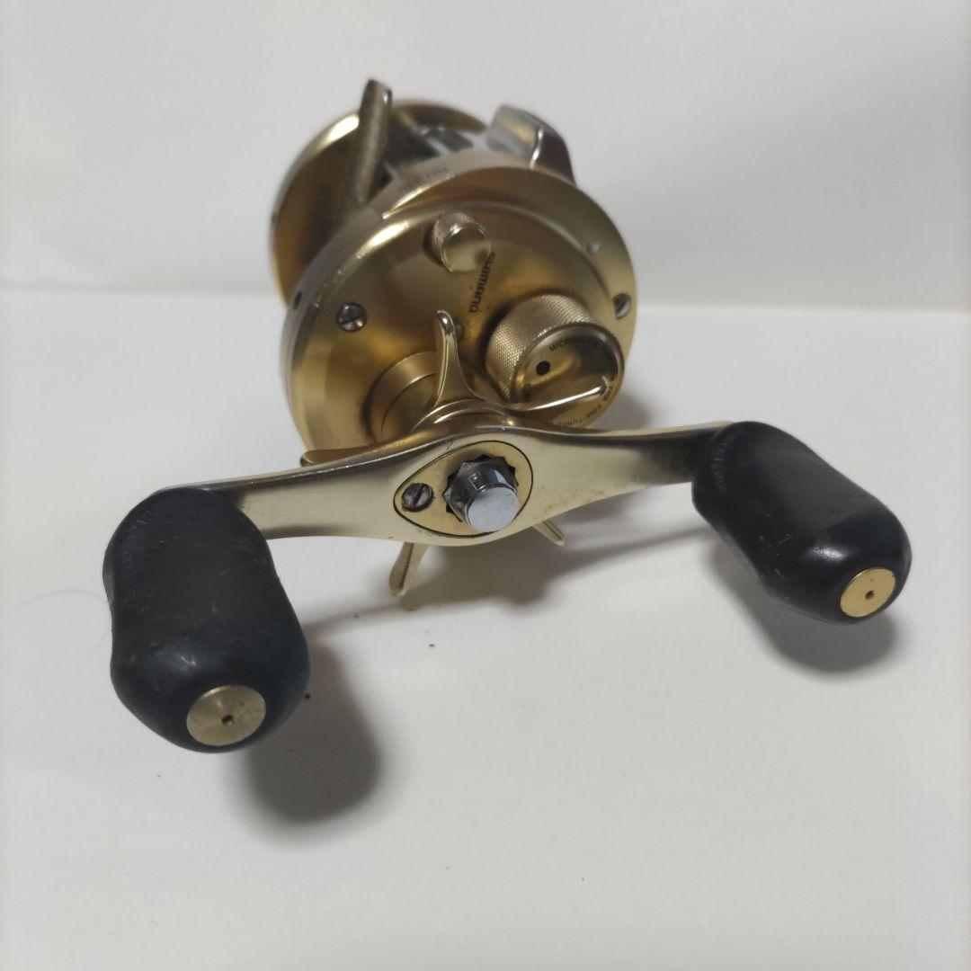 CALCUTTA CONQUEST 100 ベイトリール ゴールド