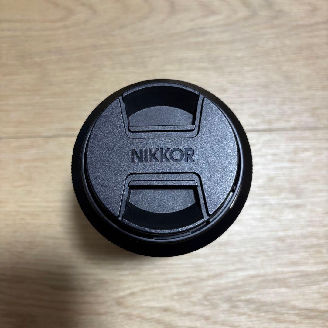 Nikon Z DX 18-140mm f/3.5-6.3 レンズフード付き