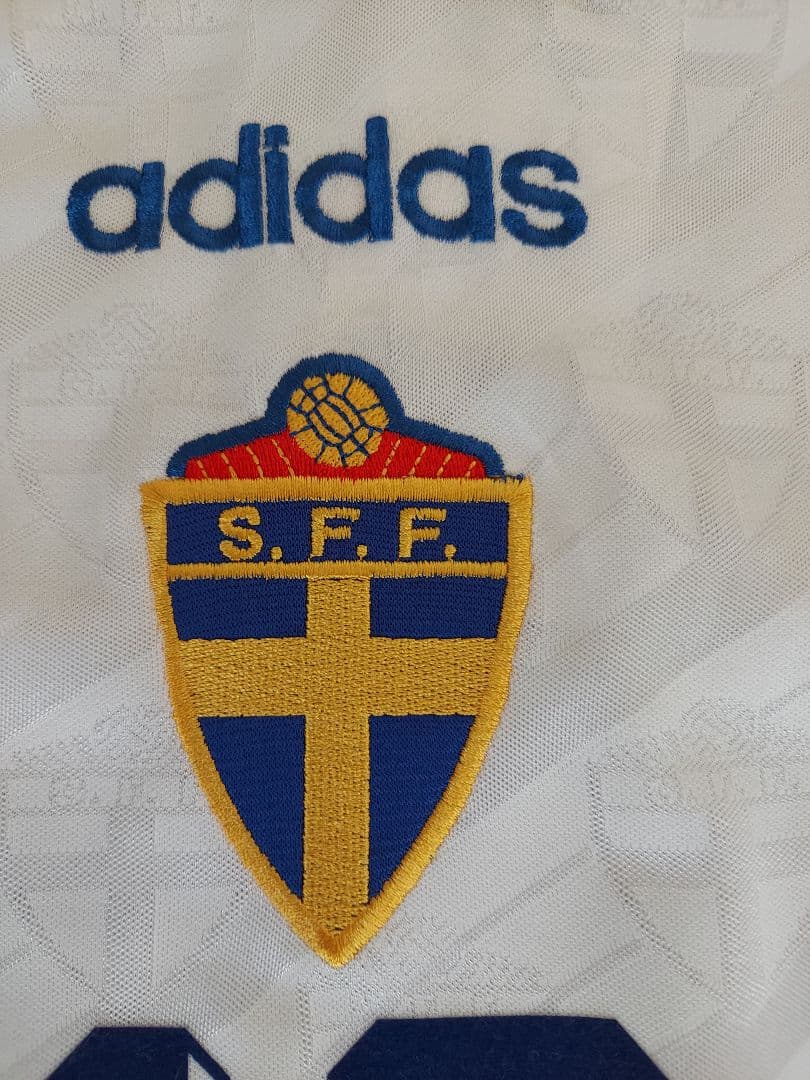 P*N様 '94スウェーデン代表AW - メルカリ