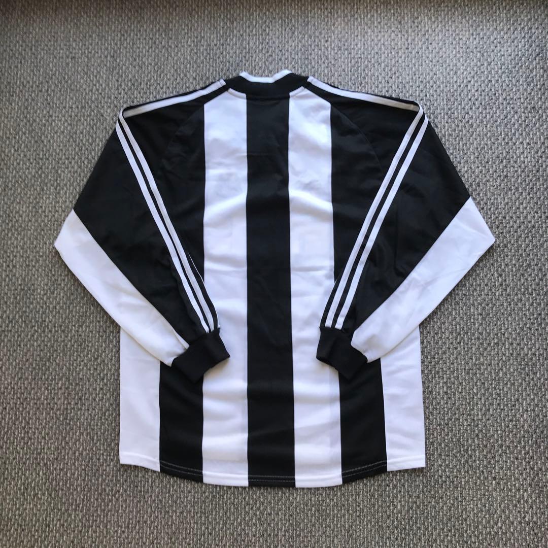 01-03(H)ニューカッスル・ユナイテッドFC ユニフォーム長袖デッドストック