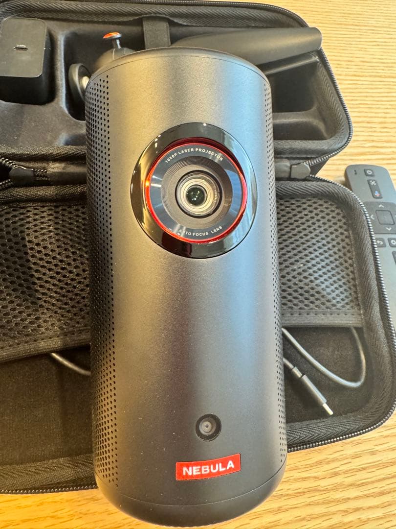 Nebula Capsule 3 Laser （アンカー　プロジェクター）
