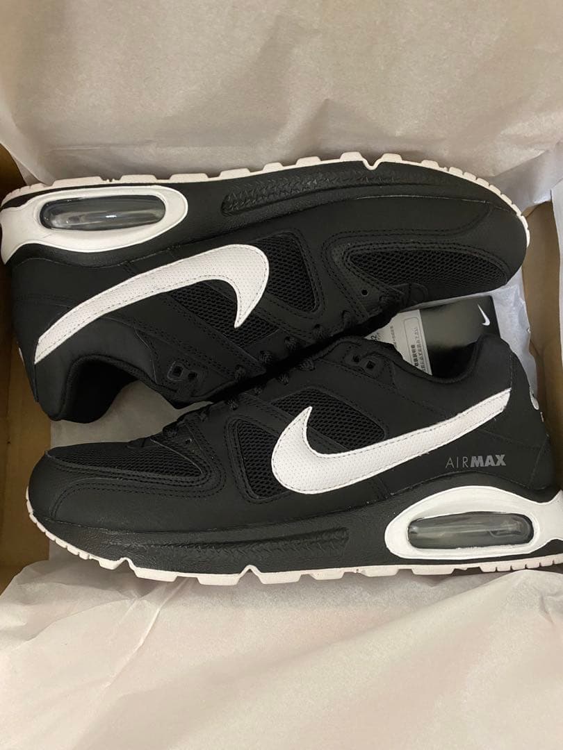 ナイキ エアマックスコマンド　27.5 新品未使用