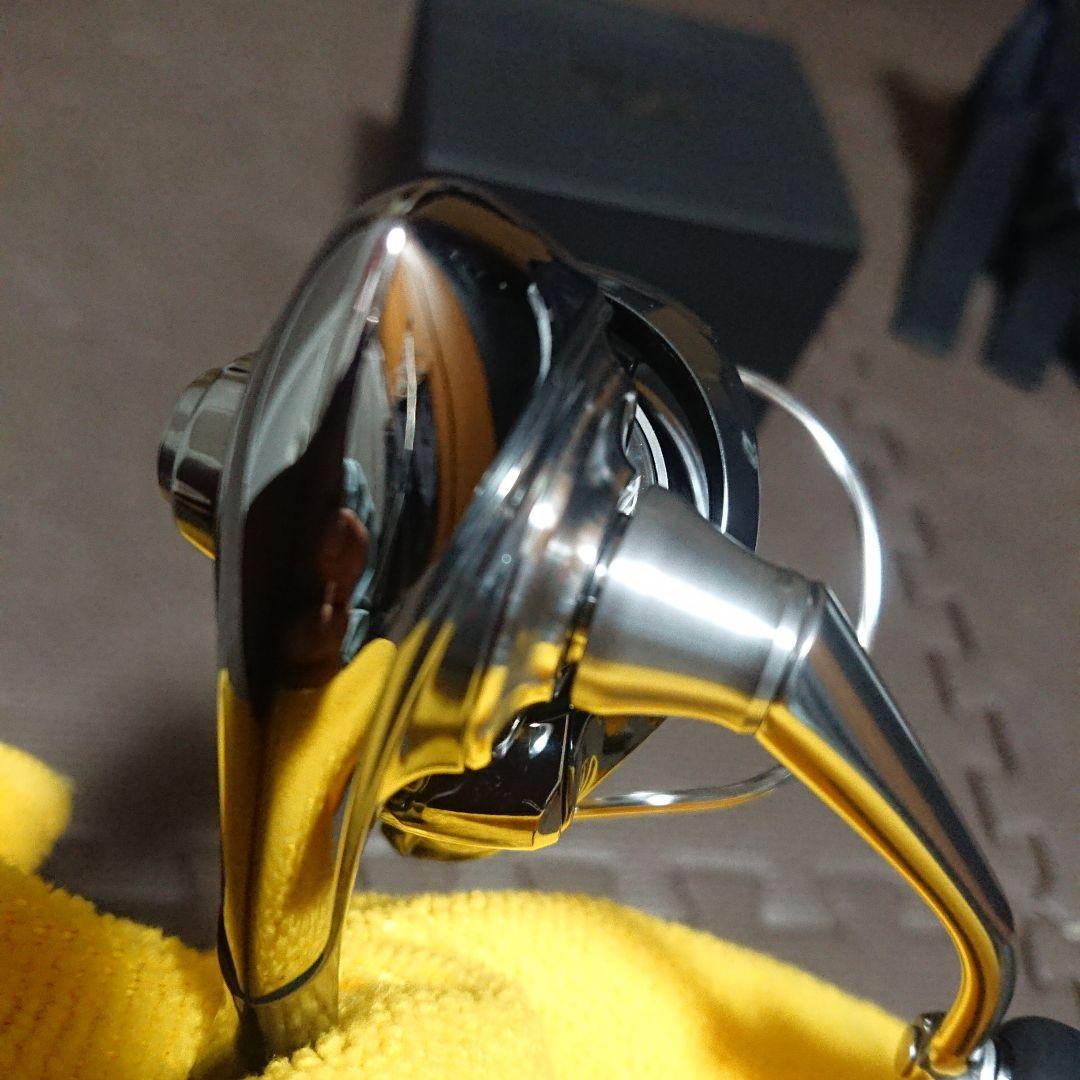 [極美品] DAIWA 22EXIST LT2000S-H スピニングリール