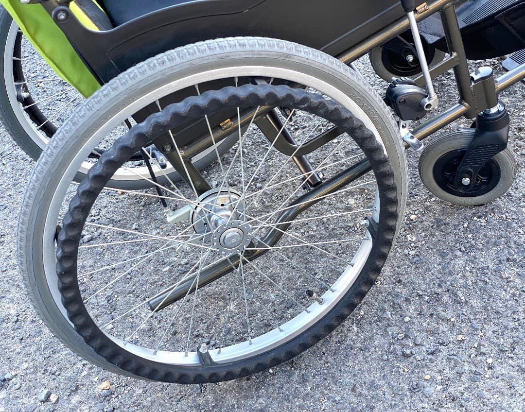 Panasonic 自走式車椅子 おでかけ 車いす ルッタ VA10132