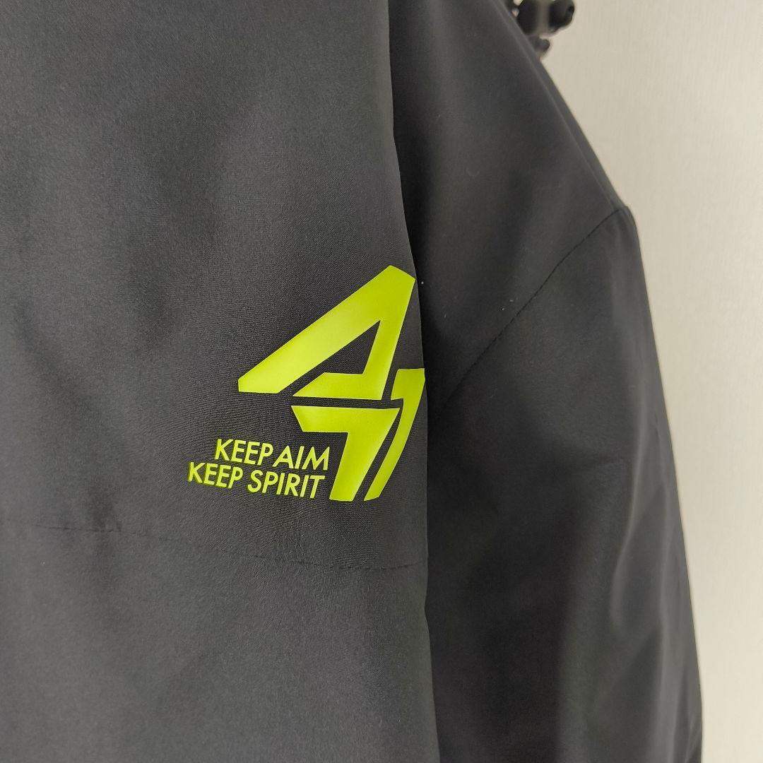 ASICS ブラック ベンチコート フード付き