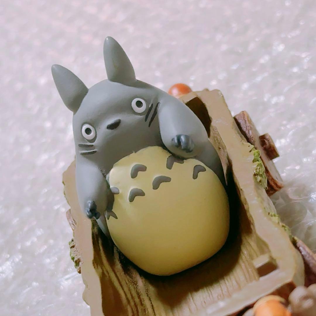 スタジオジブリ トトロ カートで出発 雑木林のトトロたち フィギュア 小物入れ
