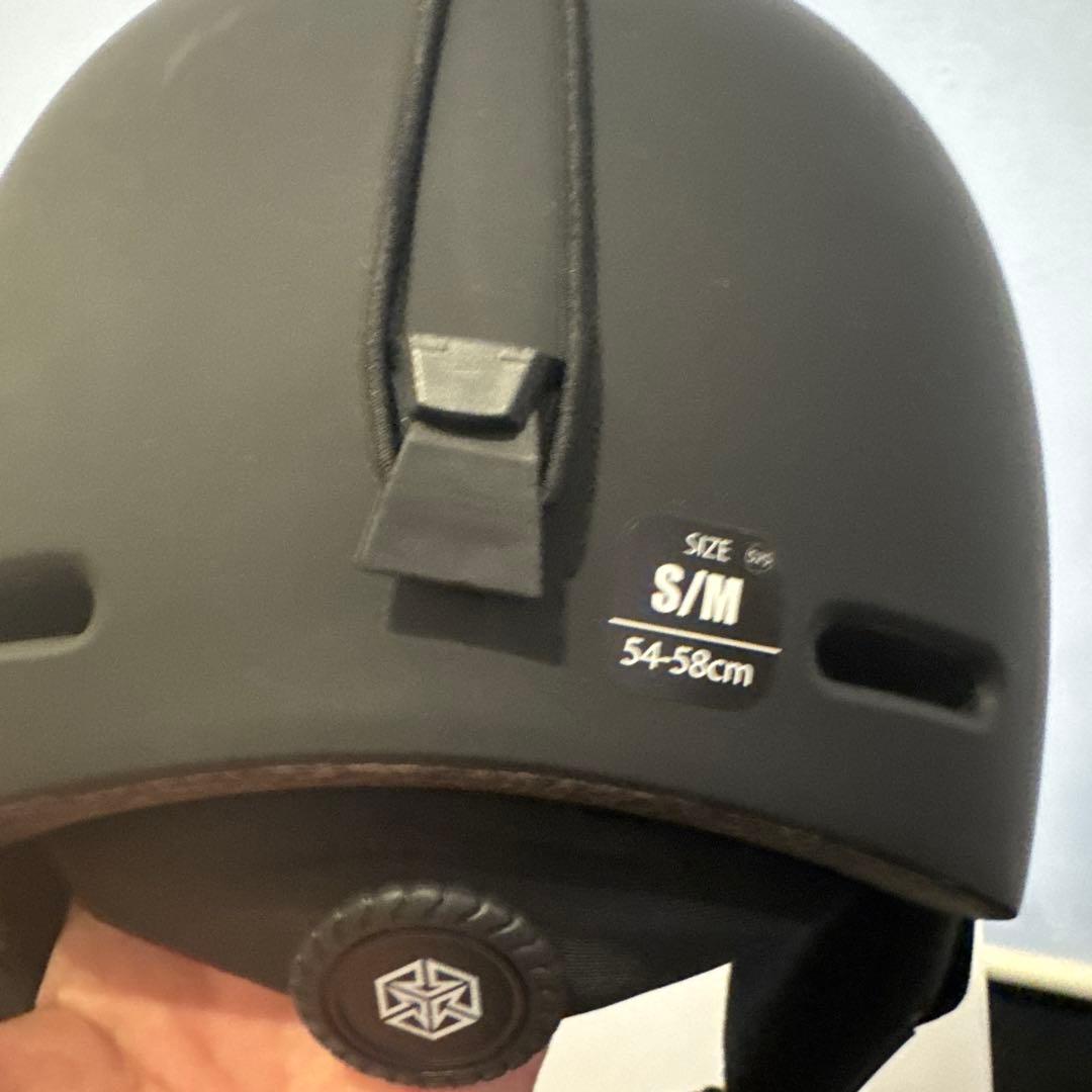 DICE スノーボードヘルメット マットブラック　S/M 子供女性用