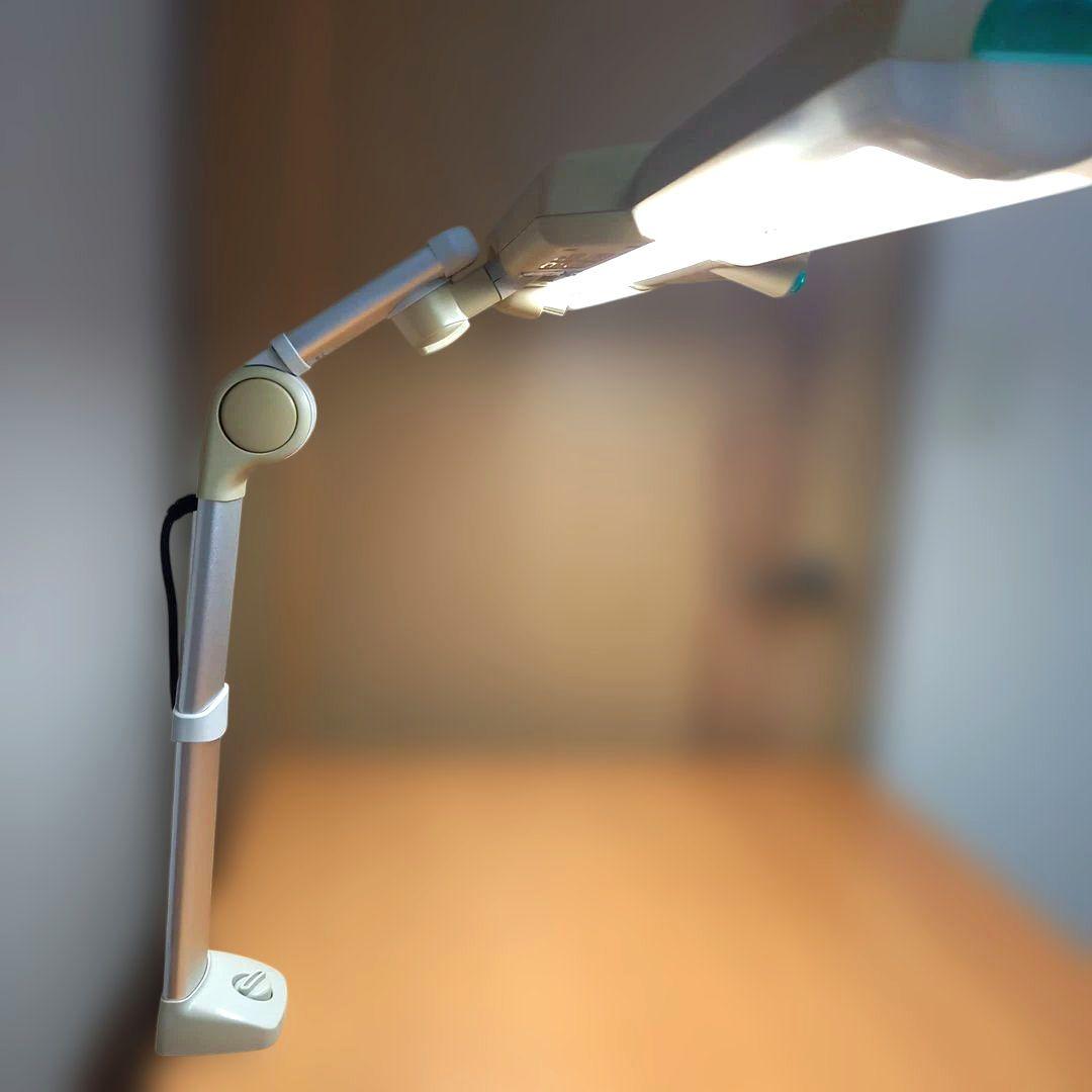 学習机　木製デスク　引き出し付き　照明付き　送料込み　ナチュラルブラウン