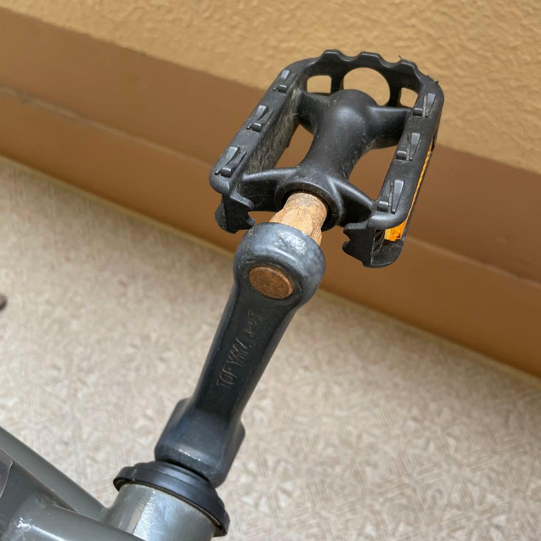 直接取引　ブリヂストン　bikke 自転車　グレー　16インチ　補助輪