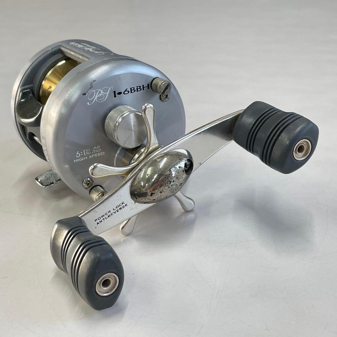リール PFLUEGER SUPREME 1-6BBH