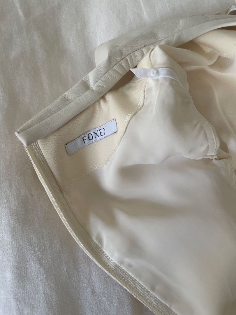 フォクシー FOXEY foxey フラワーシャワー ワンピース ホワイト 38