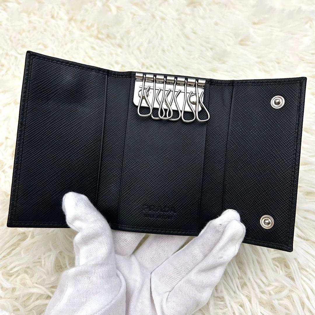 【極美品】PRADA プラダ サフィアーノレザー 6連 キーケース