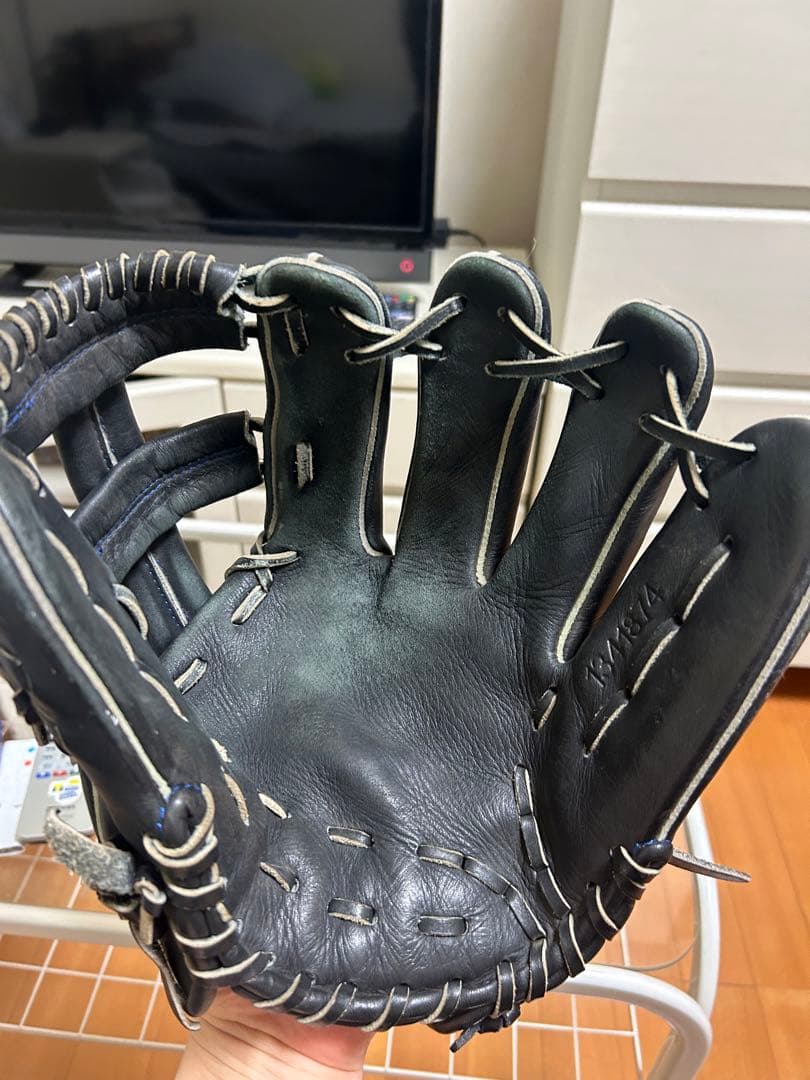 Under Armour 野球グローブ 黒/金