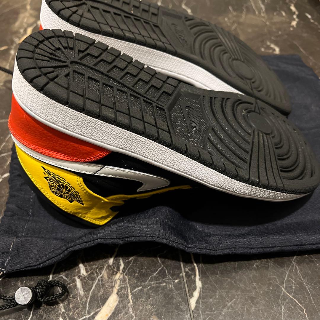 シューズ(男性用) Air Jordan 1 Mid SE \"Amarillo Orange