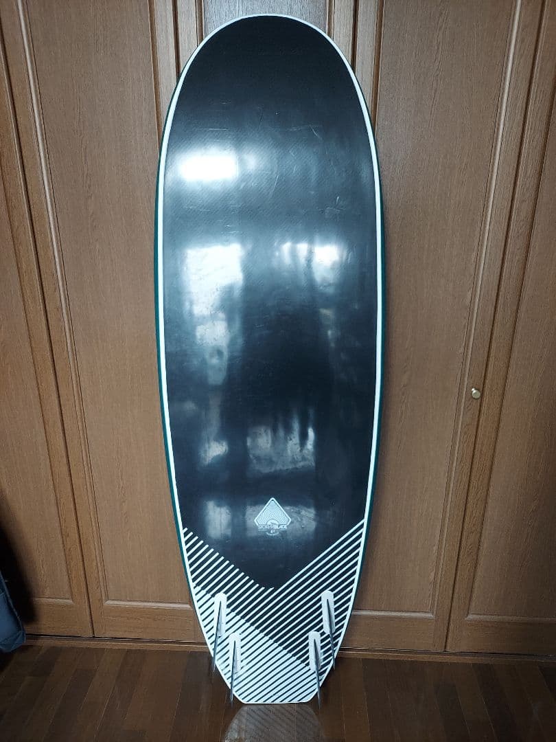 【SALE】【送料込】STORM BLADE サーフボード