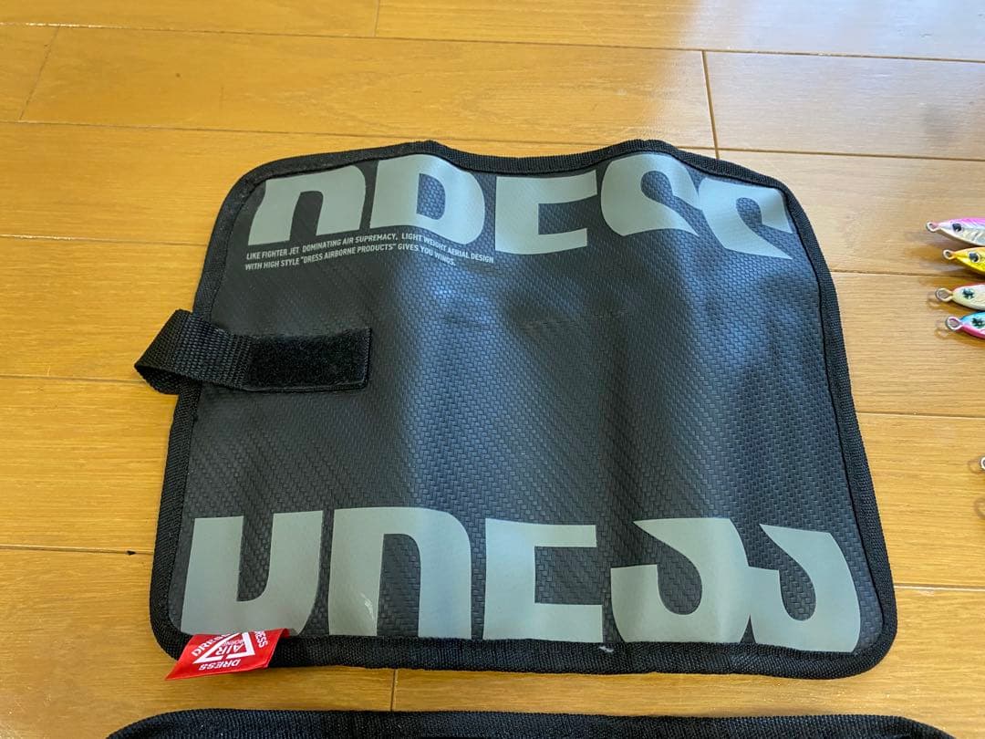 （中古品）メタルジグ 80〜160 計36個 DRESSケース付