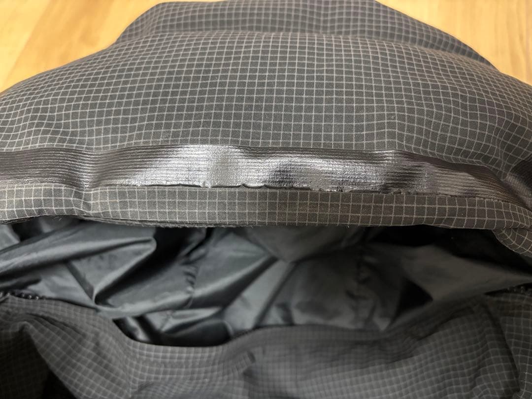 DESCENTE ALLTERRAIN 水沢ダウン ダウンジャケット ブラック