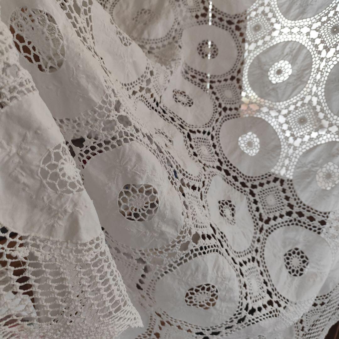 Vintageホワイト 手編みレース 35パーツ繋ぎ フリークロス