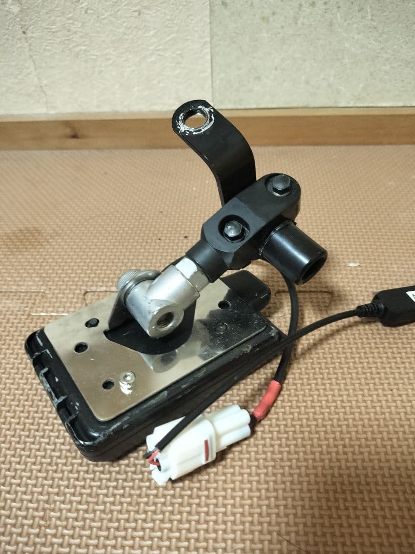 JRM-12　USB仕様+車載マウントステー付　バイクETC一体型　クランプバー