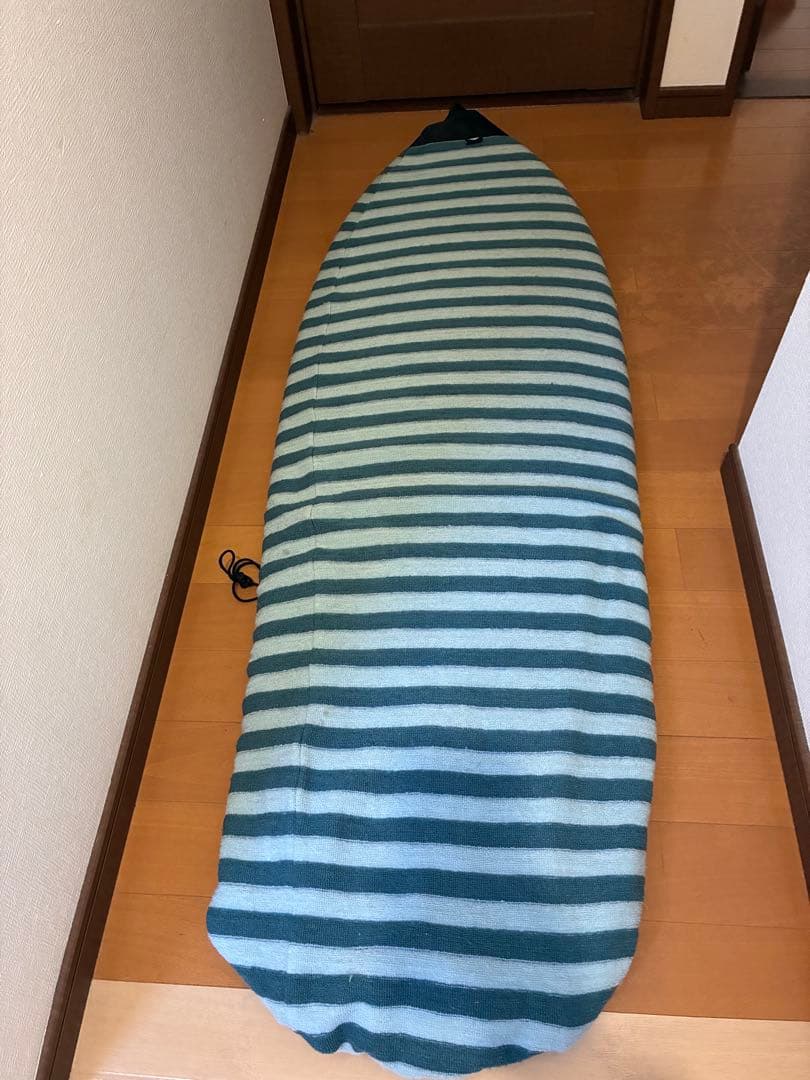 ソフトケース付AVISO COLE 5'1カーボン　ショートボード　サーフボード