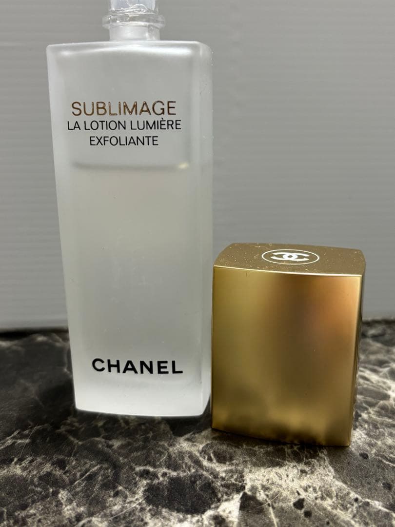 シャネル　サブリマージュ　ラ ローション ルミエール
