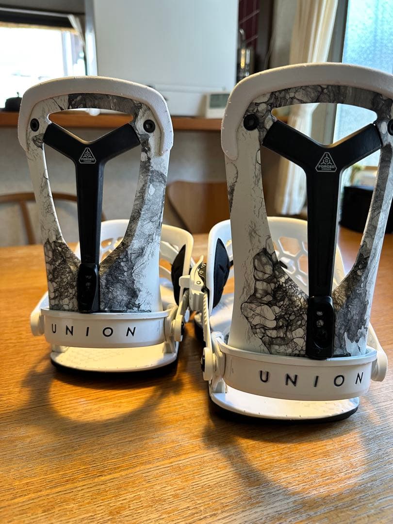 19-20モデル UNION FALCOR サイズM ビンディング