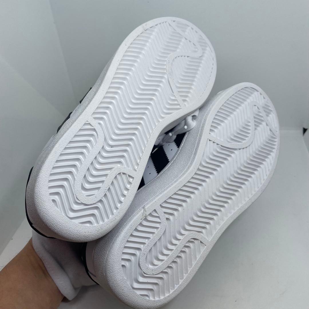 【未使用】23.5㎝ アディダス スーパースターXLG IF9995