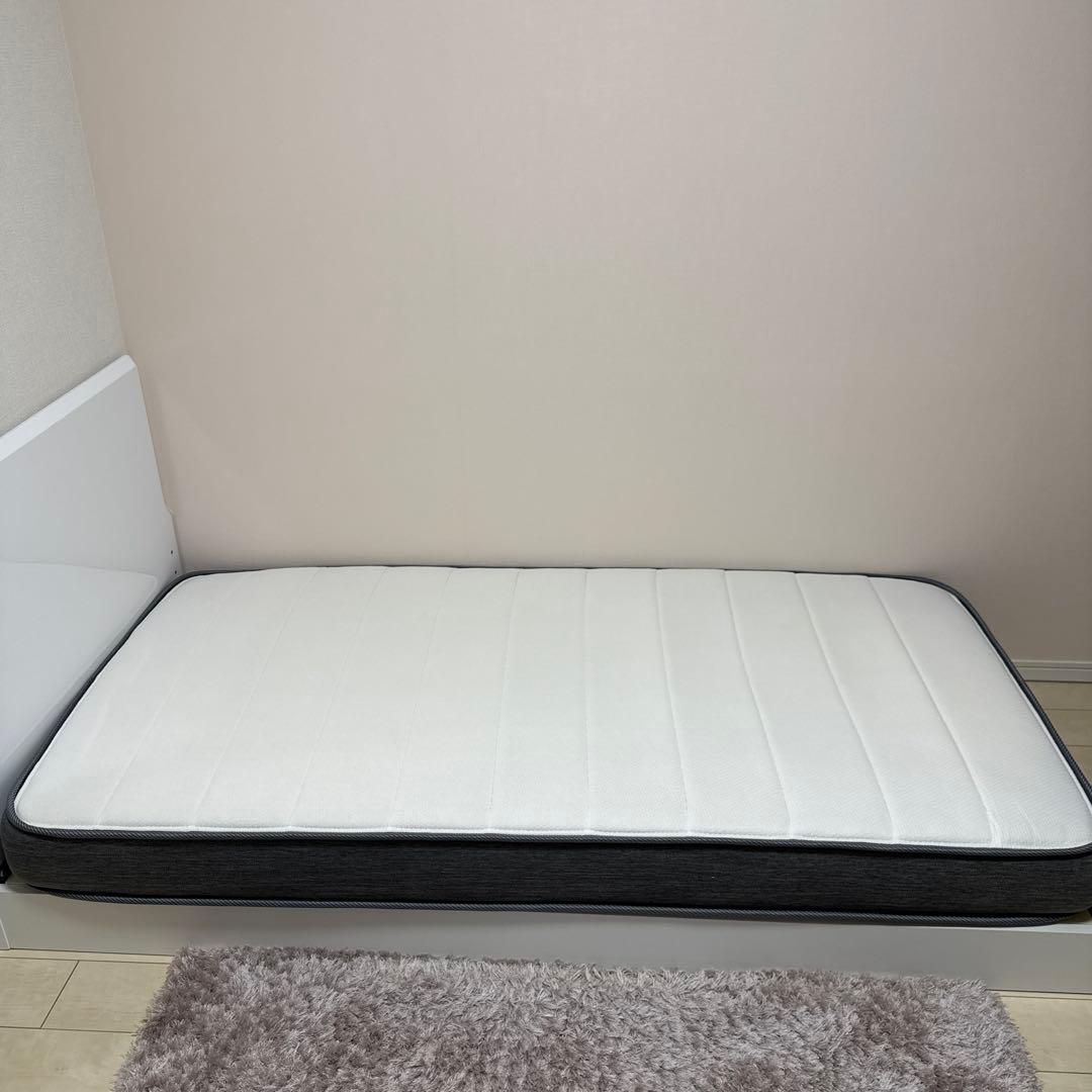 【美品】ニトリ　シンプル シングルベッドフレームとマットレス（Nスリーブハード）