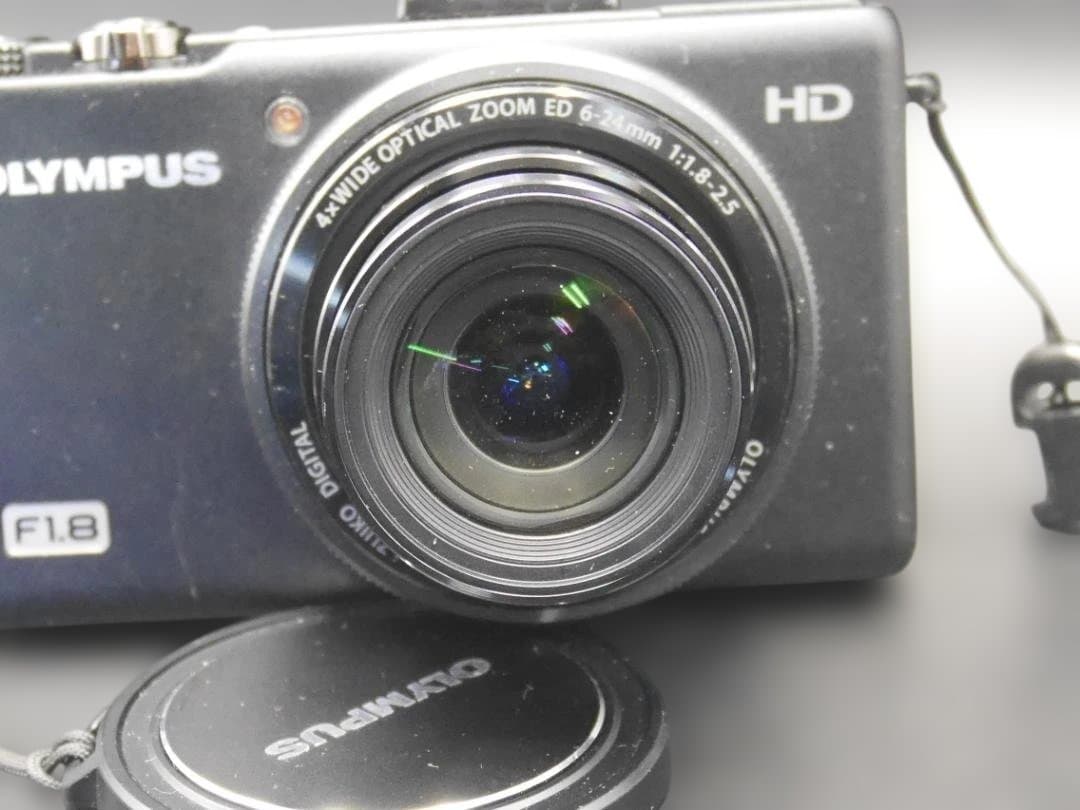 中古美品　OLYMPUS XZ-1 コンパクトデジカメ