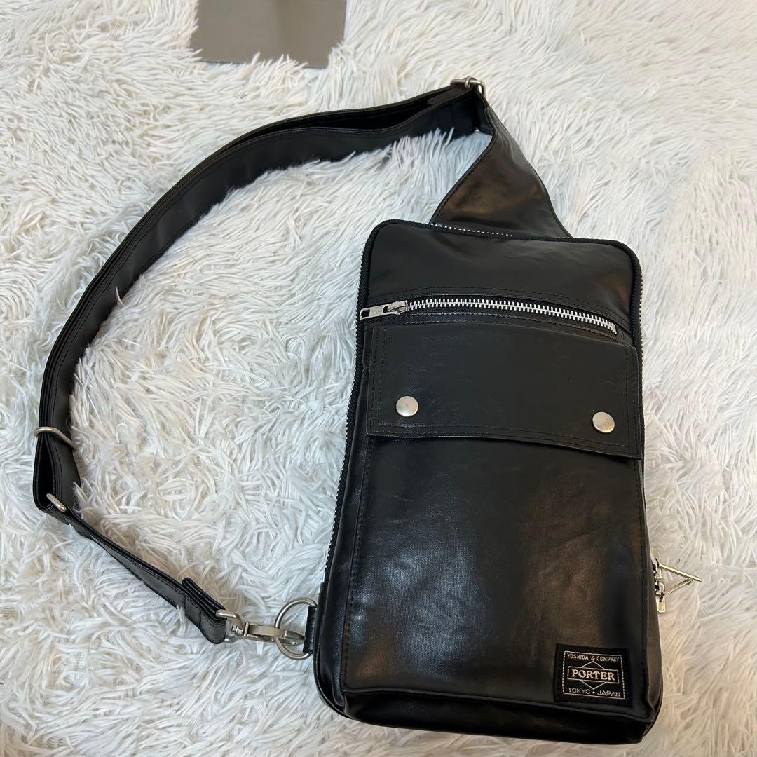 【新品未使用✨フリースタイル】ポーター　ボディバッグ　レザー　ブラック　人気商品