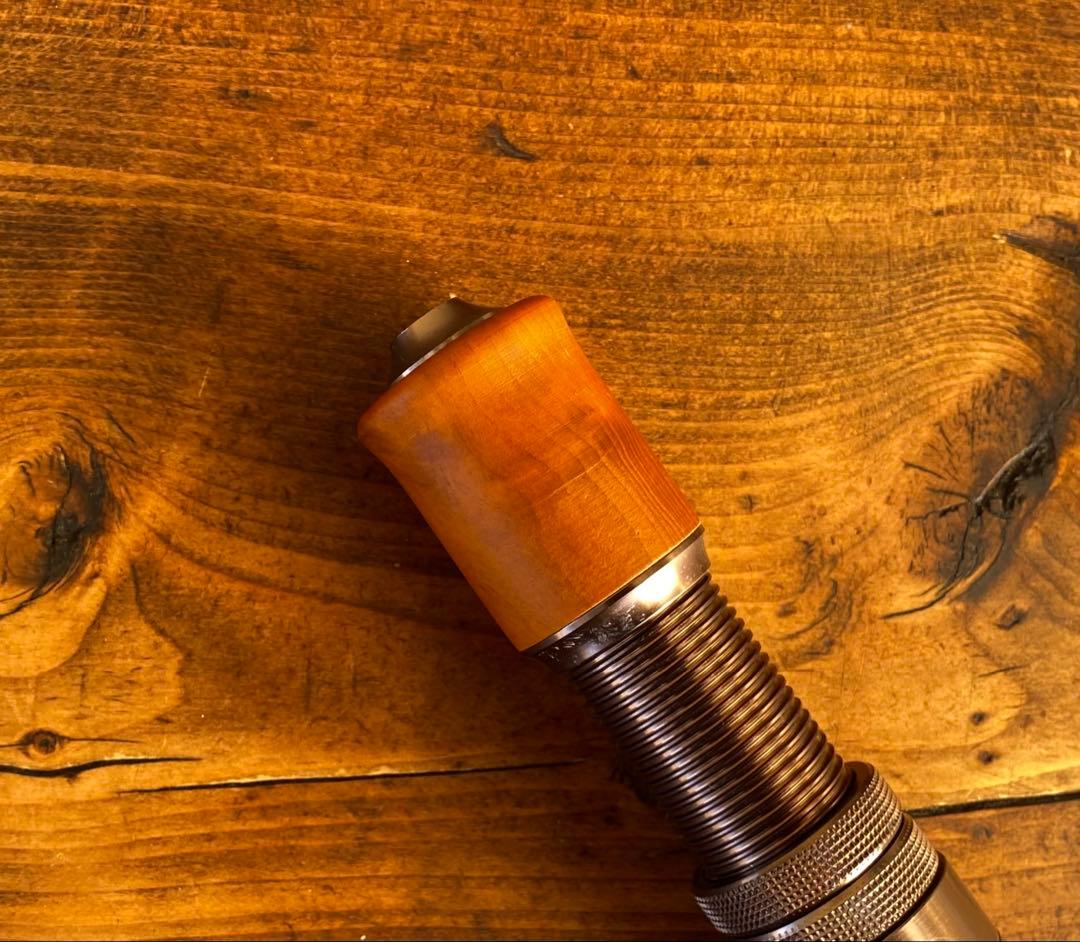 新品未使用　トラウトロッド　スピニング　ウッドグリップ　グラスロッド　渓流釣り