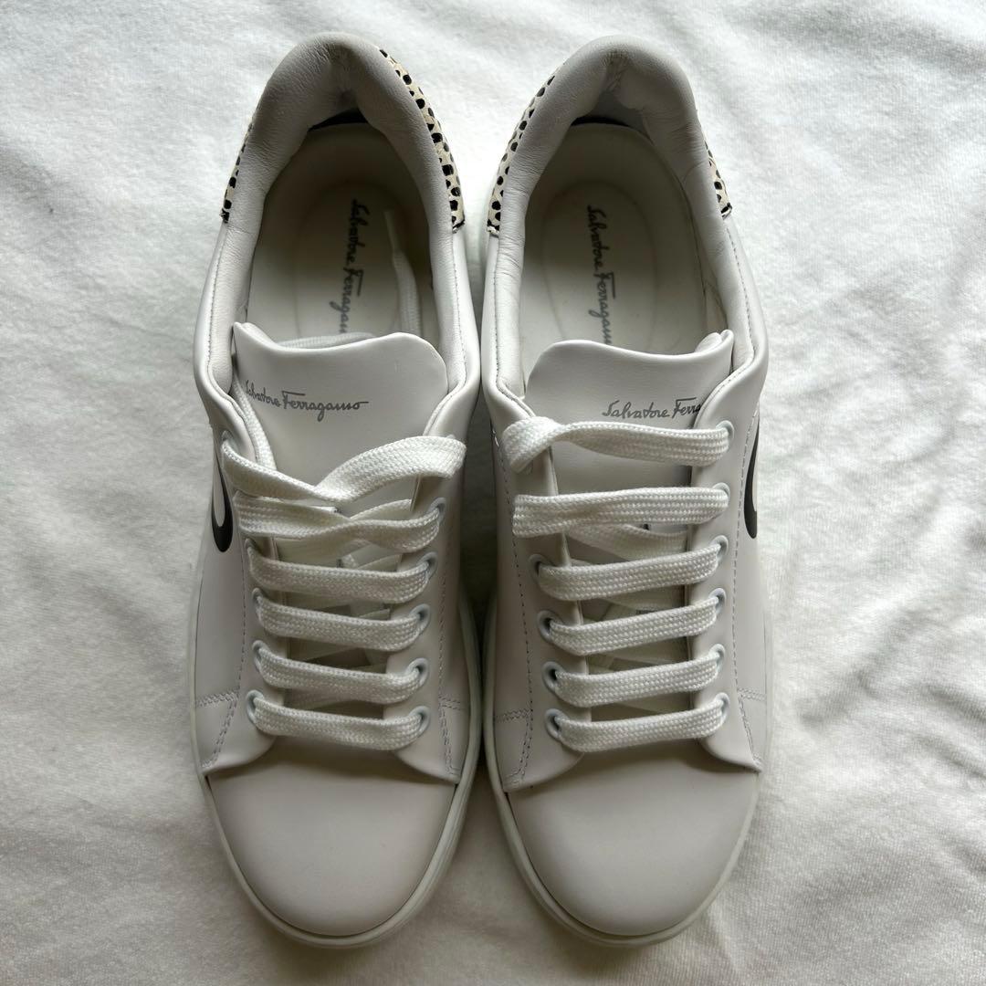 Salvatore Ferragamo レディーススニーカー