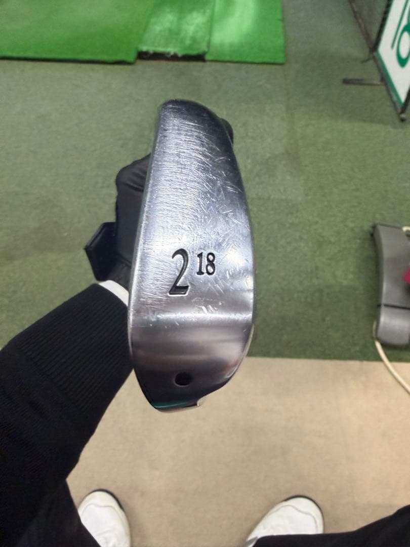 スリクソンZU85 2UT アイアン型