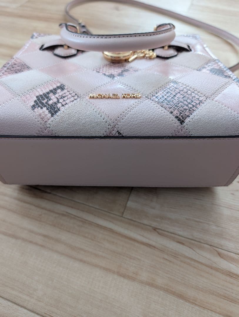 美品 MICHAEL KORS パイソン柄 ピンク 2WAYバッグ