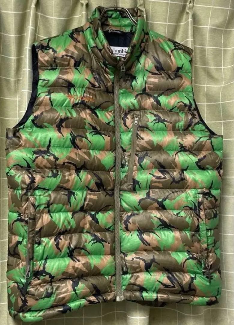 90s Columbia 迷彩 カモ ダウンベスト L - メルカリ