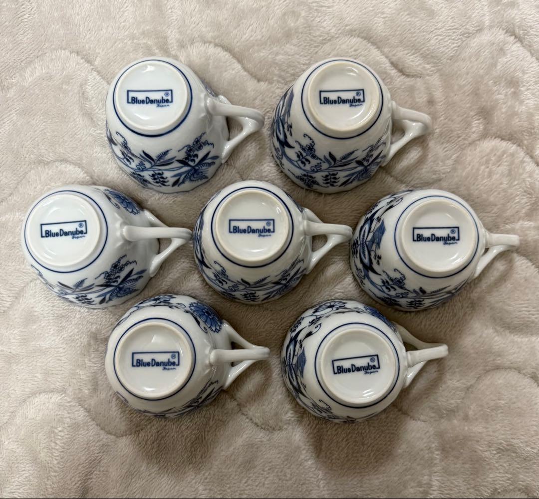 Blue Danube 食器　32点セット