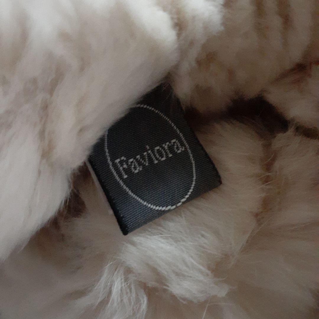 faviora☆新品未使用☆極上柔らかマフラー
