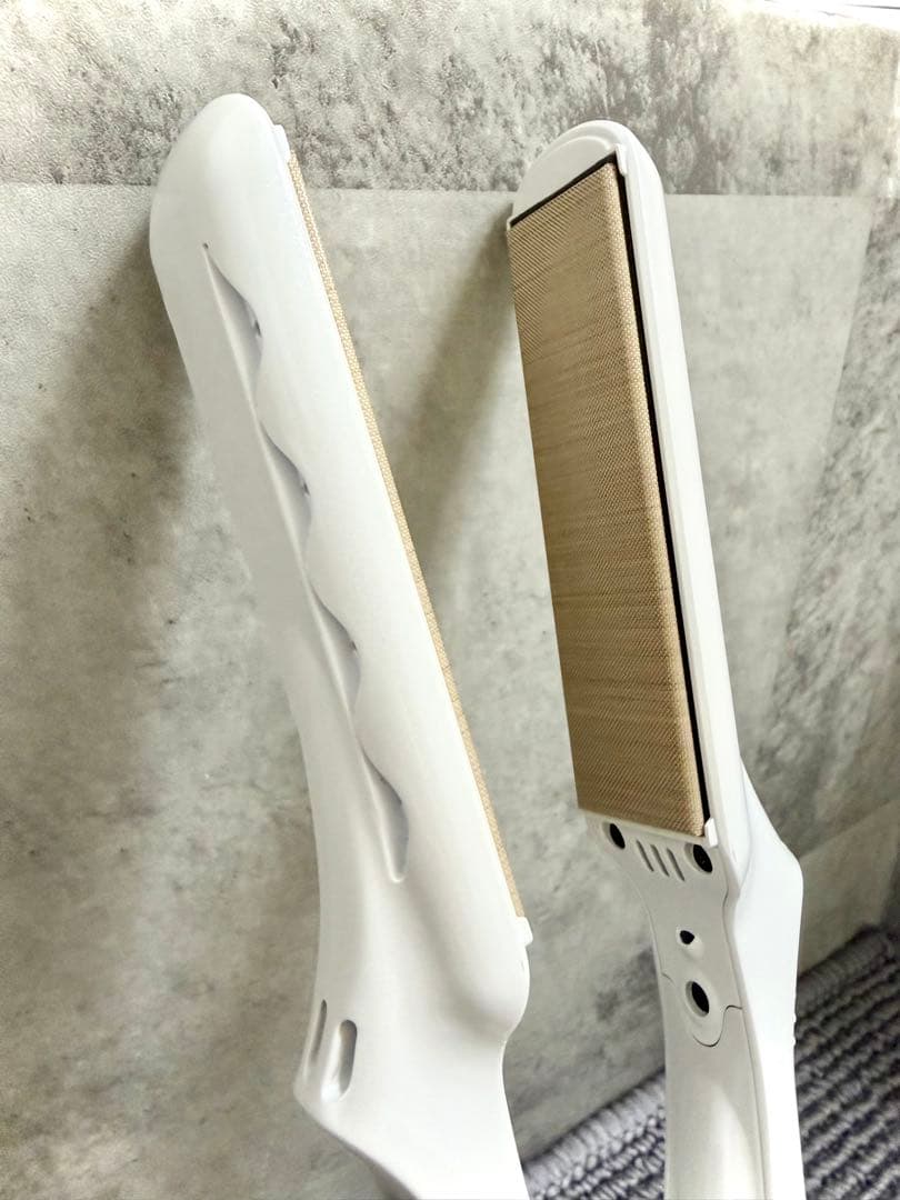 絹女 KINUJO ストレートアイロン