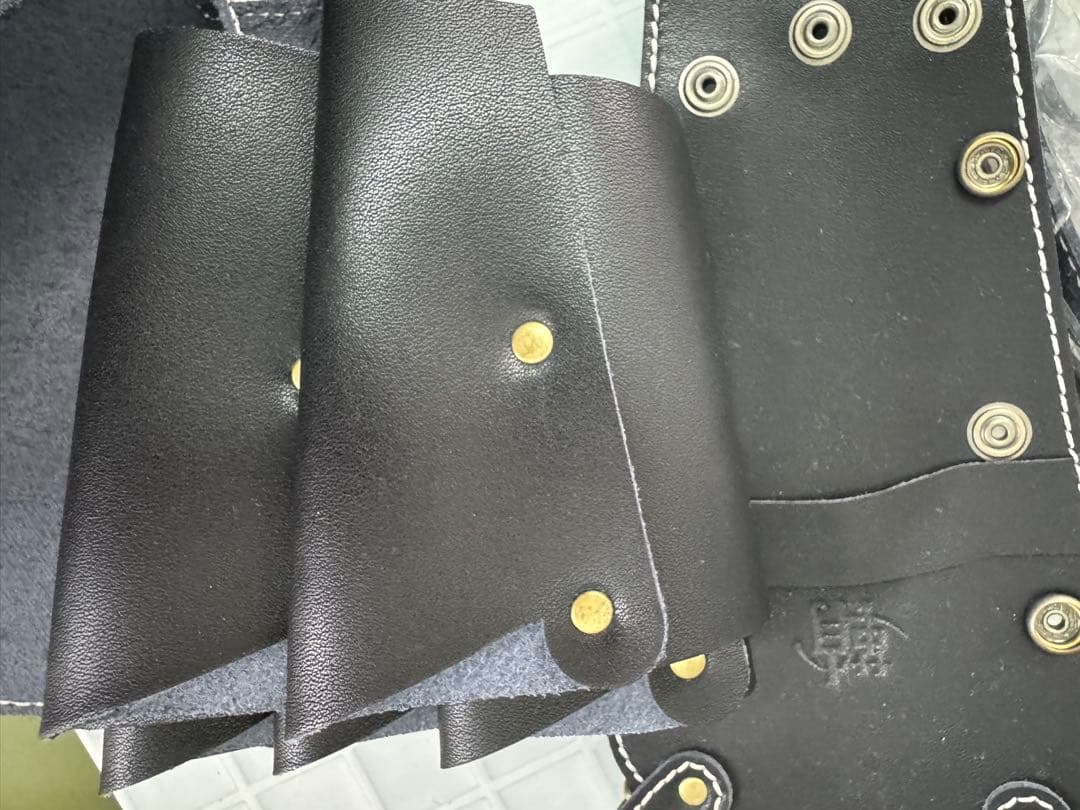 シザーケース　鞘　SAYA ポシェットタイプ　牛革　【ブラック】