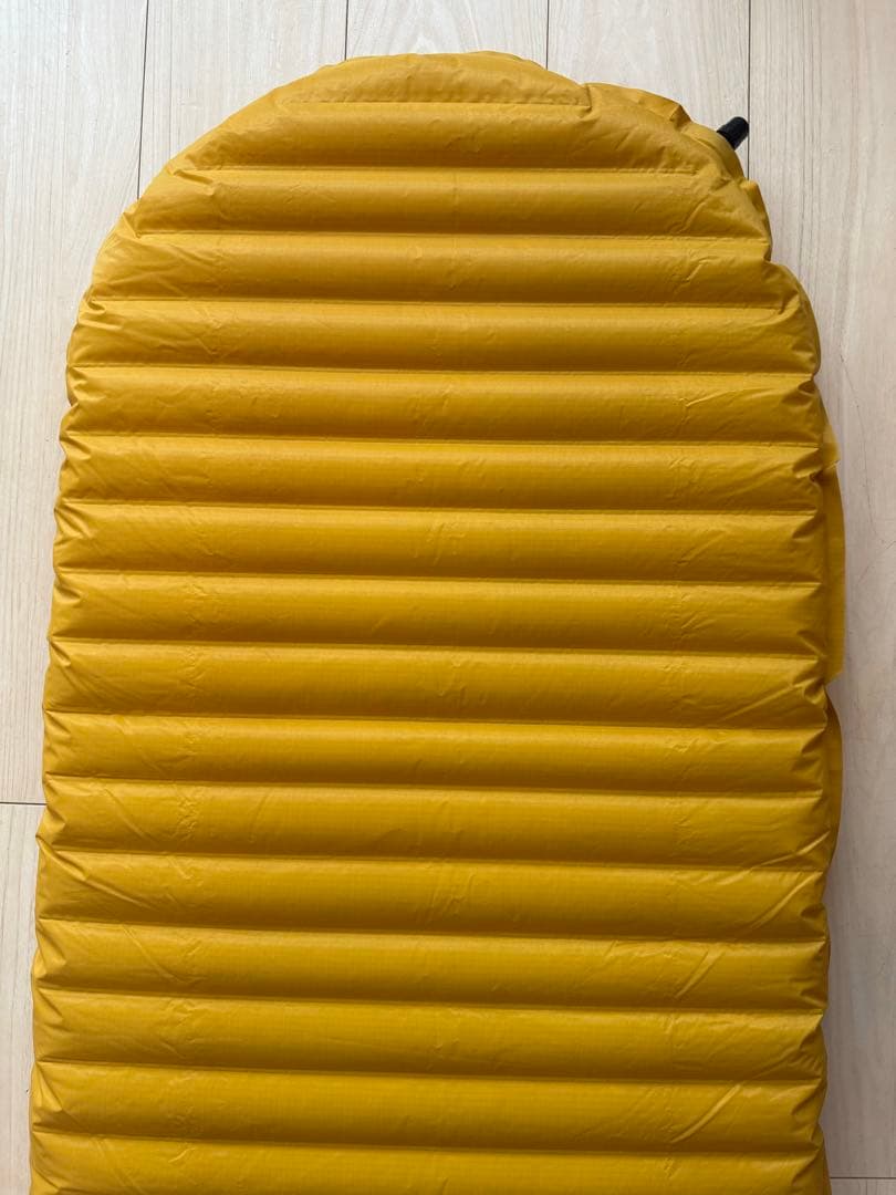 サーマレスト　Therm-a-Rest NeoAir スリーピングマット