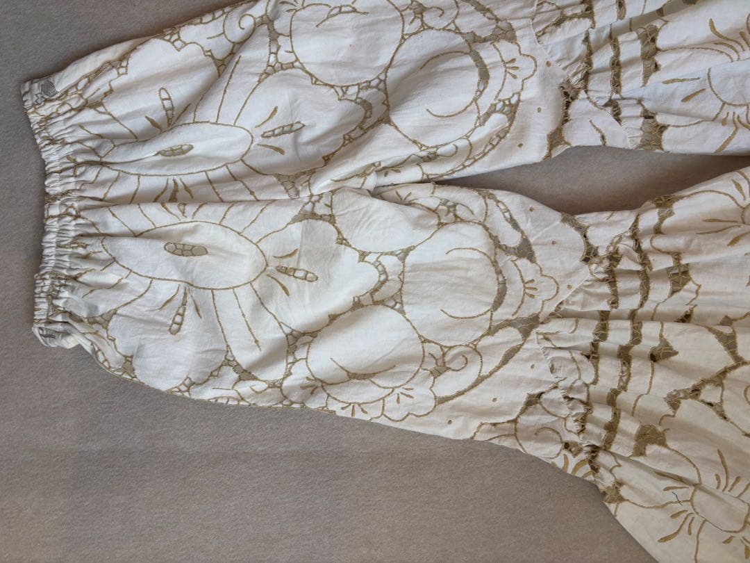 【ゆうりん】アイボリー リメイク フレアパンツ ビンテージクロス レース