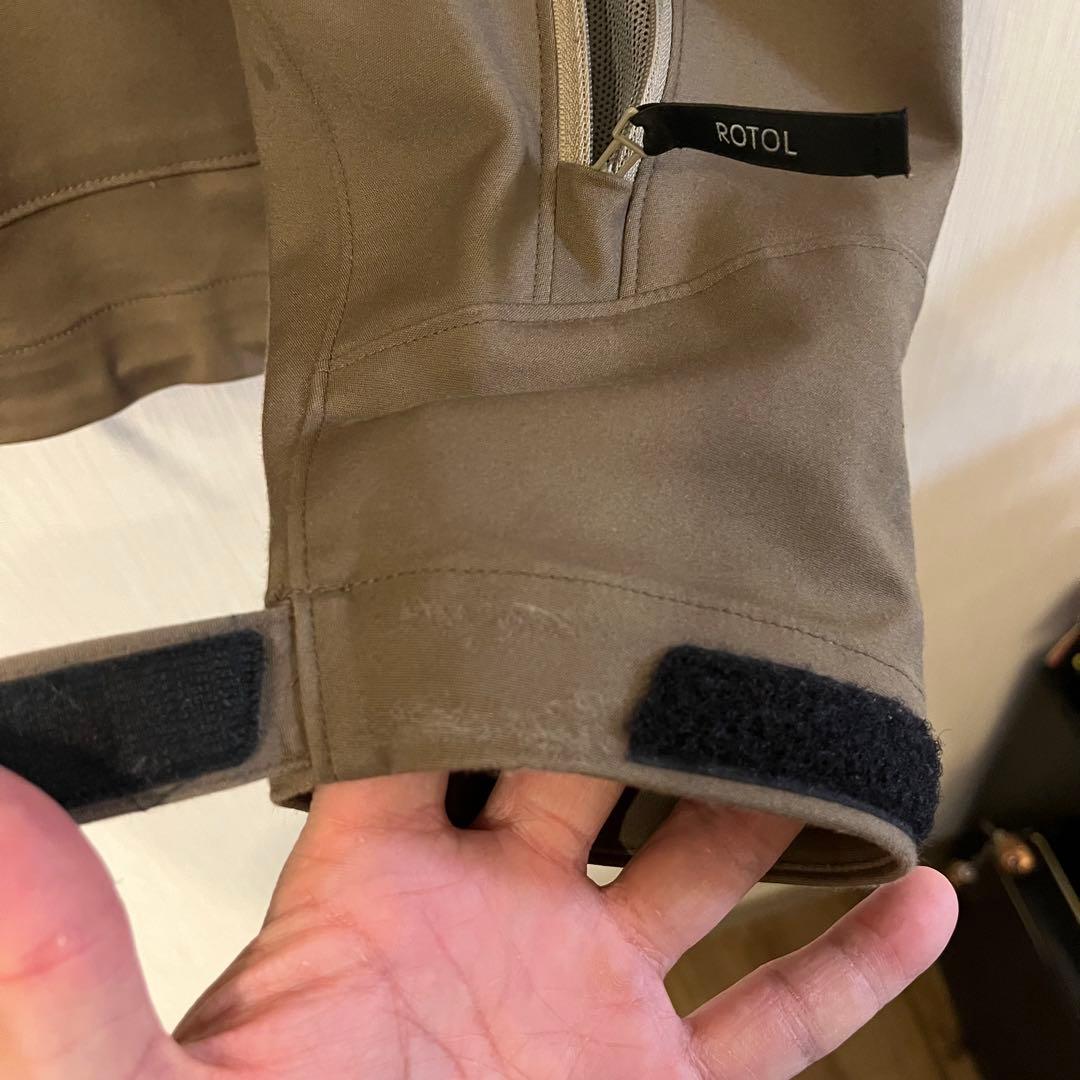 ROTOL VENTILATION WIND JACKET（OLIVE）