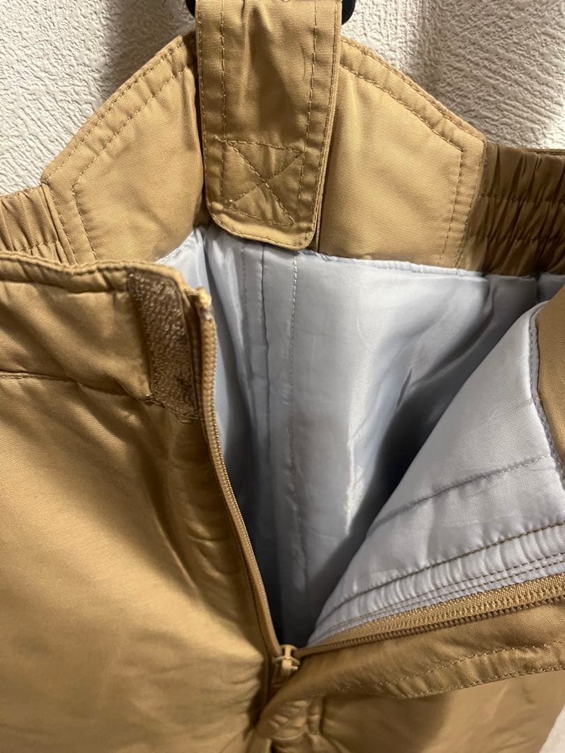 男の子　迷彩柄スキーウェアセット　140cm