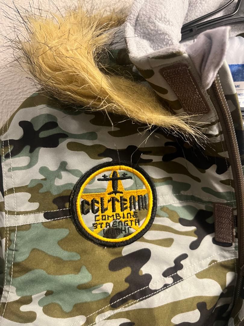 男の子　迷彩柄スキーウェアセット　140cm