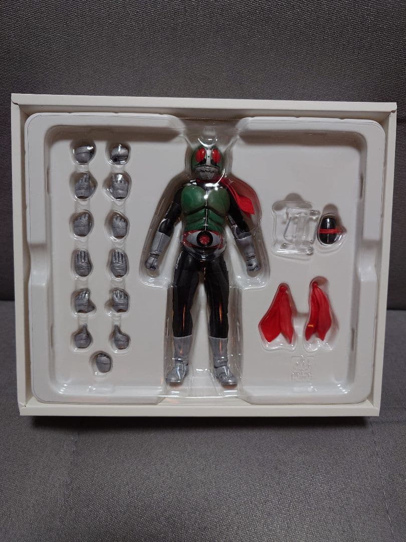 真骨彫製法 仮面ライダー新1号 栄光の昭和ライダーエディション 初回限定台座付属