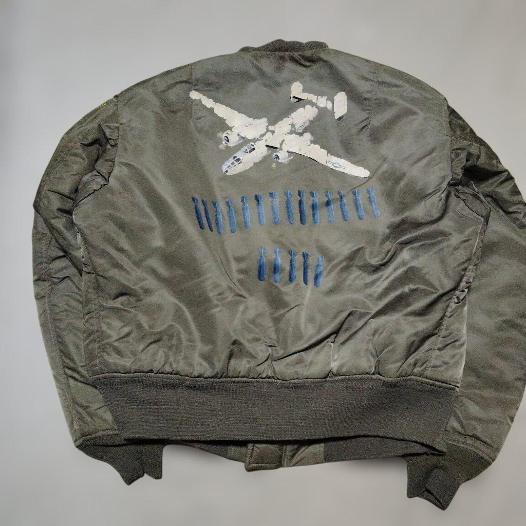 希少なレア物 ! 初期限定品AVIREX MA-1フライトジャケットアメリカ製L