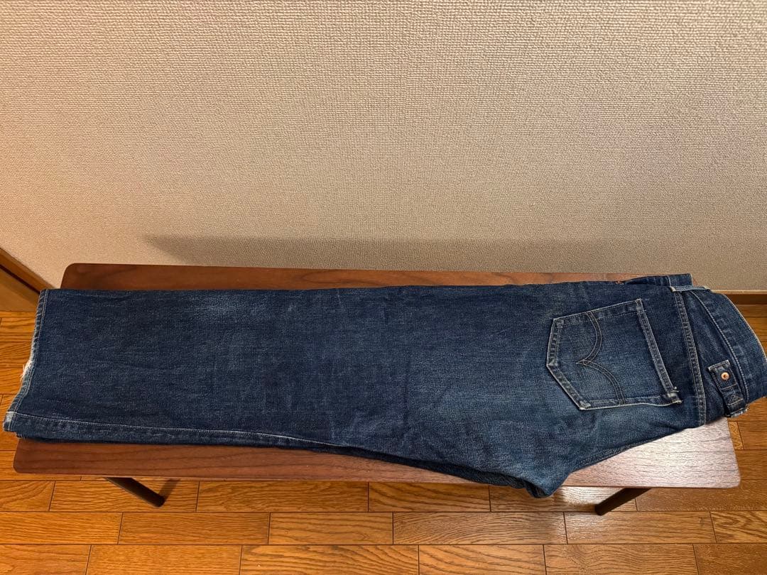 Levi’s 702 W33 L30