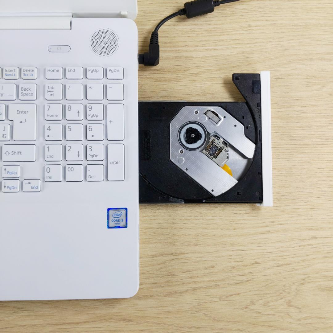 高性能i3☆快適SSD☆Win11 ブルーレイ 富士通ノートパソコン カメラ付き